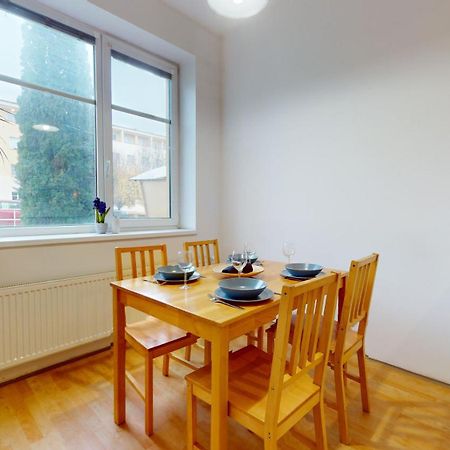 Apartman Topolova 912B 米洛维采 外观 照片